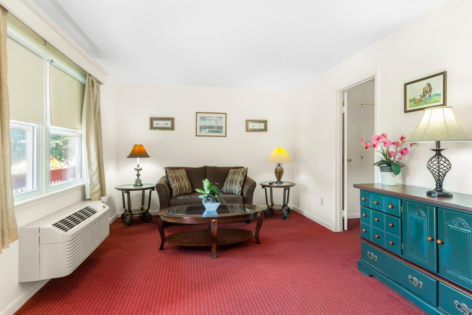 Blue Spruce Inn & Suites Valatie Dış mekan fotoğraf