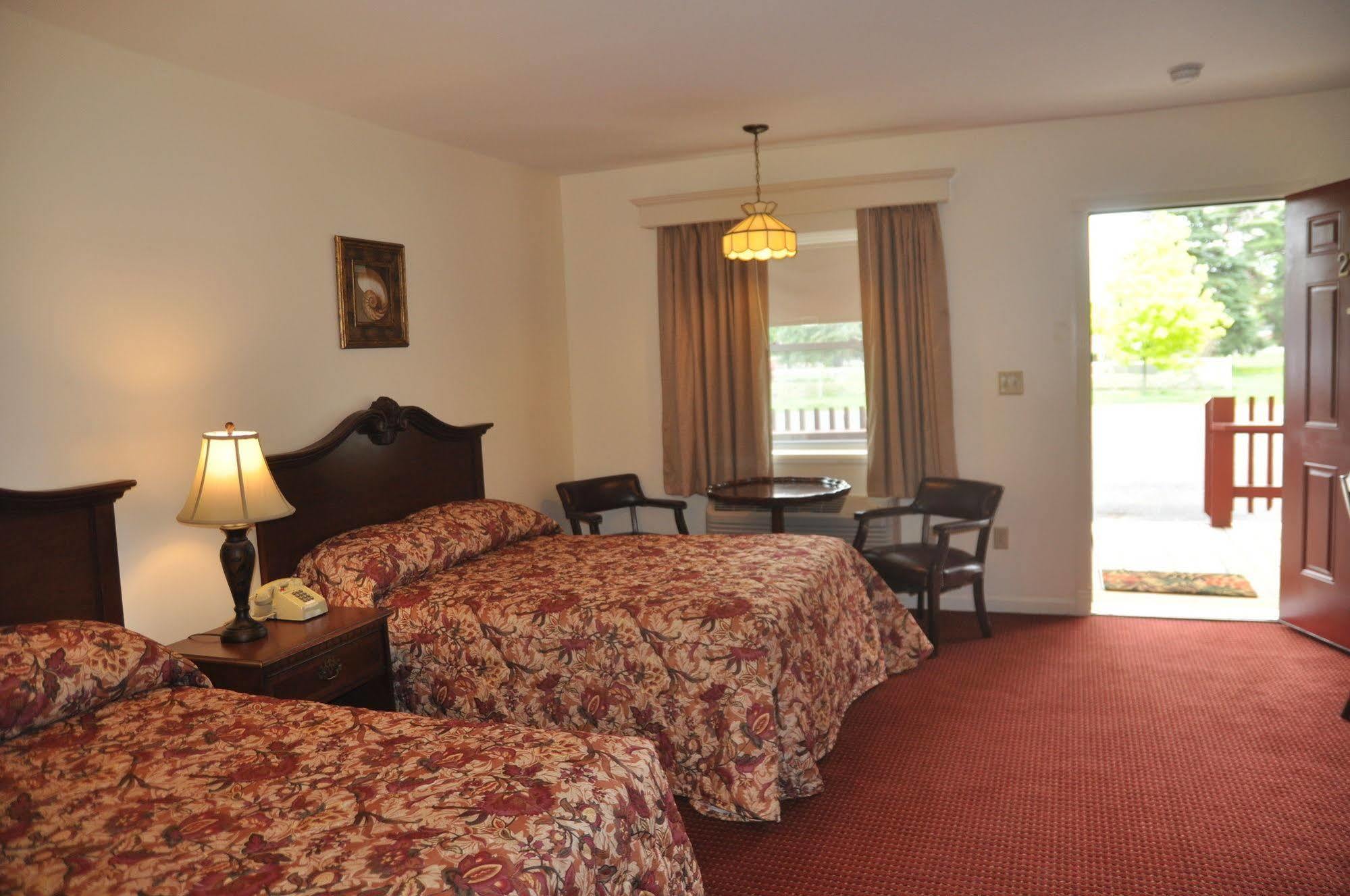 Blue Spruce Inn & Suites Valatie Dış mekan fotoğraf